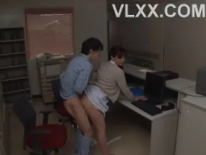 Vợ ngoại tình: "Nhẹ tay thôi, lỗ đít em sắp nứt ra rồi, tối nay em phải quan hệ với chồng"